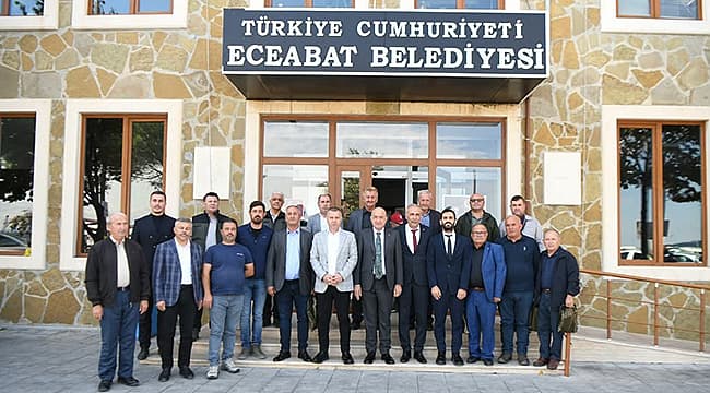 AK PARTİ HEYETİ ECEABAT'TA TEMASLARDA BULUNDU AK Parti Çanakkale Milletvekili Ayhan Gider, İl Başkanı Abdurrahman Kuzu ve beraberindeki heyet, Eceabat’ta farklı uğrama ve görüşmeler düzenledi. ÇAN’IN KURTULUŞUNUN 104. YILI KUTLANDI