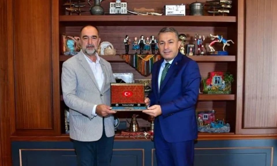 Lapseki’nin Eski Kaymakamı Trabzon Valisiyle Çanakkale’de Vefa Ziyareti