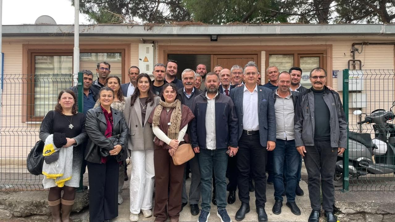İYİ Parti Çanakkale teşkilatından muhtarlar günü görüşmeyi