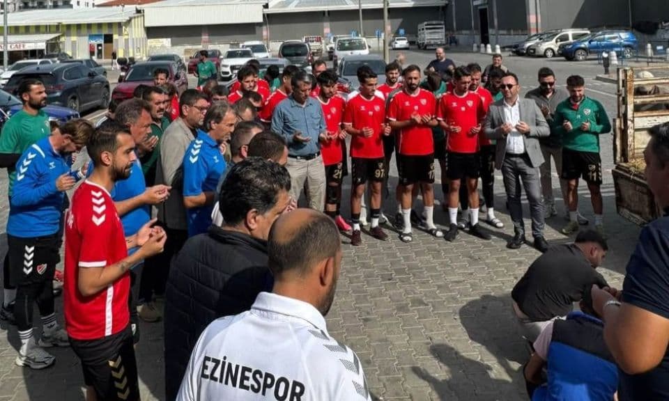 Ezinespor yeni sezonu açtı: “Hedefimiz büyük, inancımız tam”