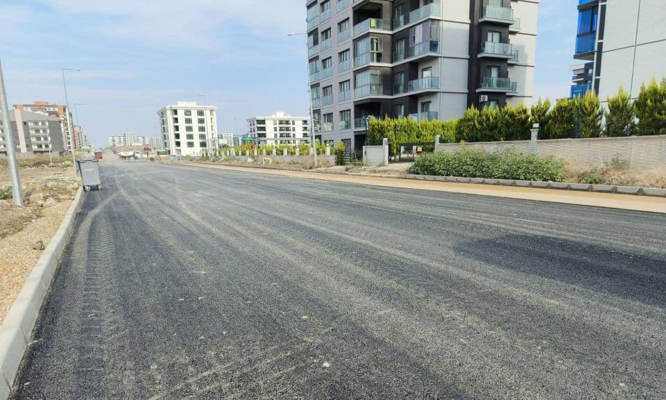Ömer Halis Demir Caddesi'nde Ustyapı Çalışmaları Tamamlandı