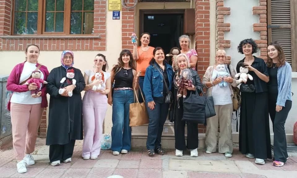 Çanakkale Belediyesi Yazar ve Sanatçı Evi'nde Bez Bebek Atölyesi Düzenlendi