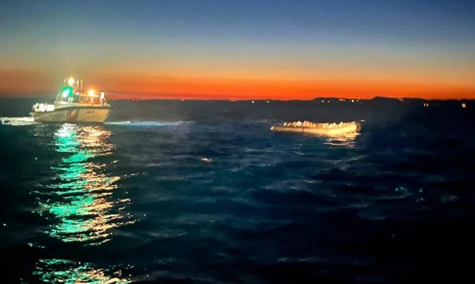 Çanakkale'de Kaçak Göçmenler Kurtarıldı