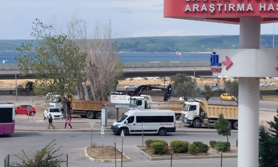 Çanakkale ÇOMÜ Hastanesi'nde Yeni Otopark Projesi Başladı – Park Sorunu Çözüldü