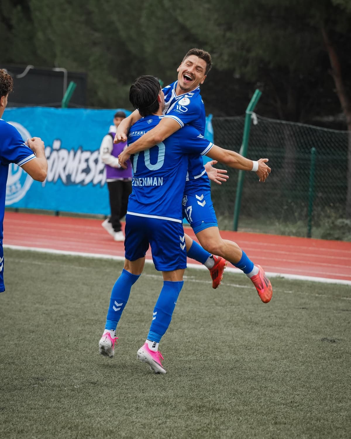 Bigaspor son 5 karşılaşmada 4 galibiyetle 14 puana ulaşıp play-off hattına girdi
