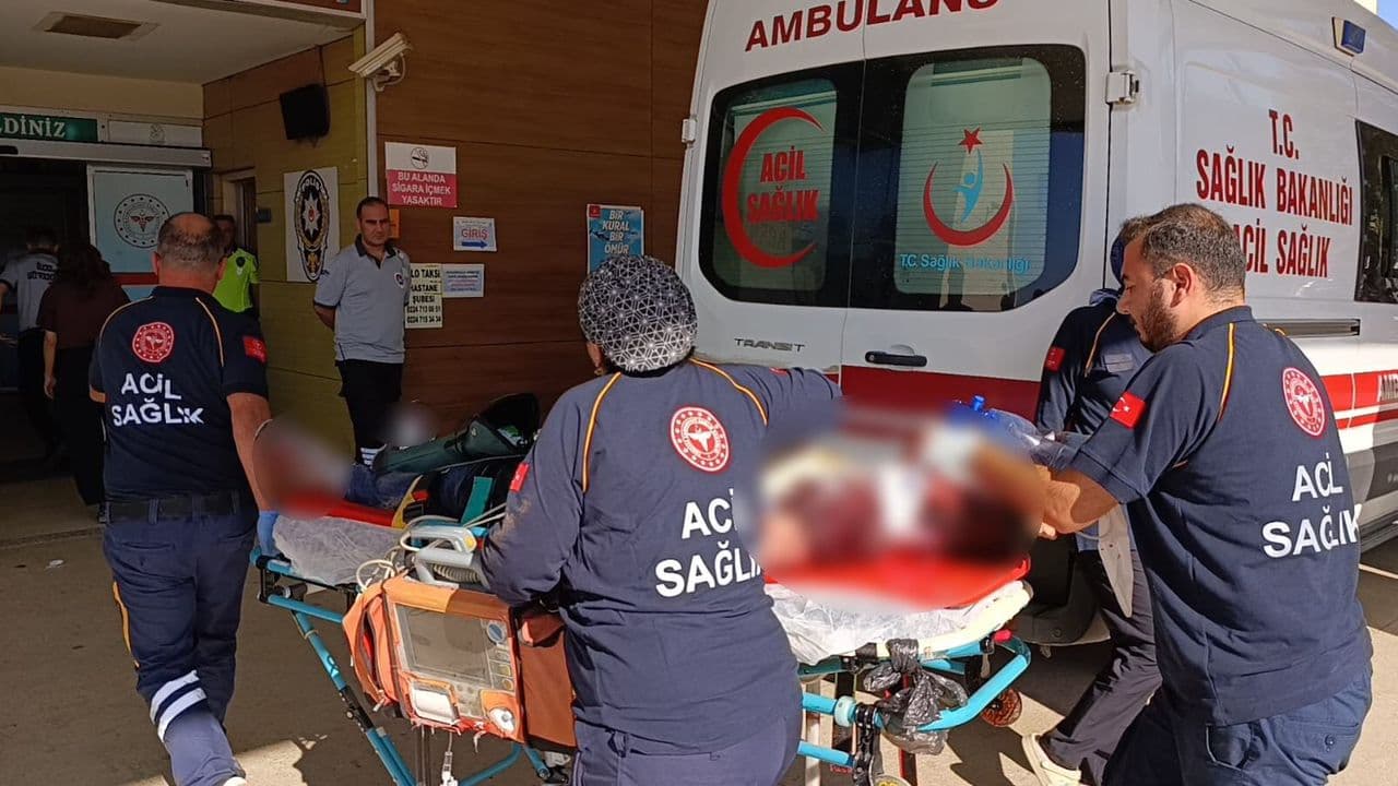 Başı makineye sıkışan işçi kaldırıldığı hastanede hayata gözlerini yumdu (Video)