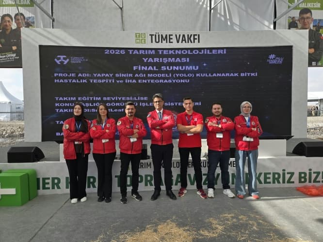 Çanakkale'den TEKNOFEST'e Tarım Zekası: ÇOMÜ Gençleri Geleceğe Işık Tutuyor