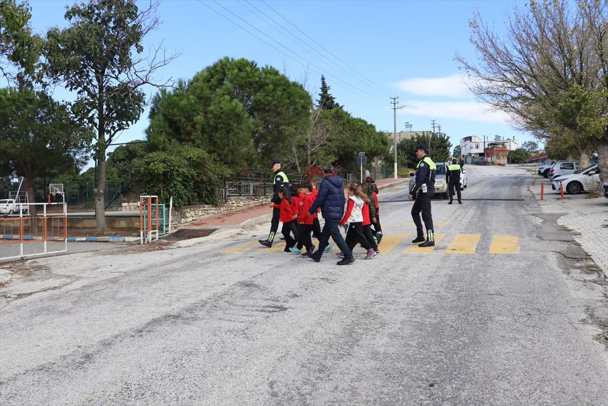 Çanakkale Jandarma Okul Servisi Denetiminde 51 Araç Cezalandı