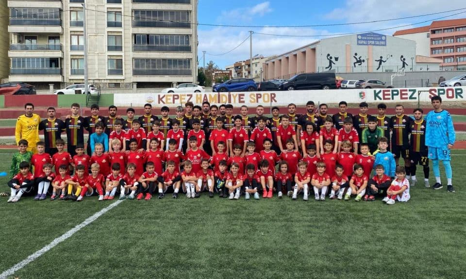 Kepez Hamidiyespor alana indi: Aynı arma, aynı hayal!