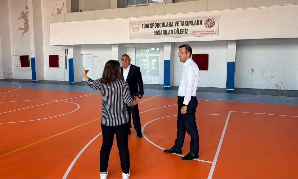 Kaymakam Bülent Şimşek, Hacı Fatma Bodur Lisesi'nde Yenileme Çalışmalarını Yerinde İnceledi