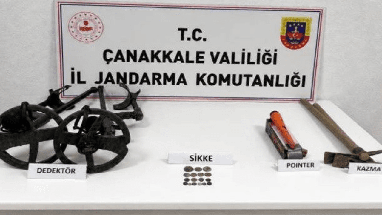 Çanakkale'de Jandarmadan Kapsamlı Kaçakçılık Operasyonu: Bayramiç ve Ayvacık'ta Neler Ele Geçirildi?
