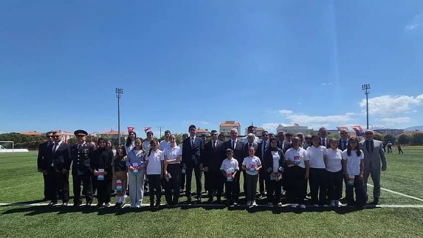 BAYRAMİÇ’TE 19 MAYIS COŞKUSU STADYUMA SIĞMADI