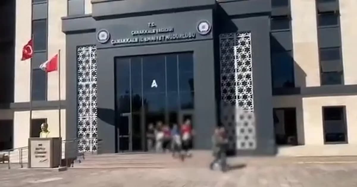 Çanakkale’de Kaçak Göçmen Operasyonu: 7 Organizatör ve 115 Kaçak Göçmen Tutuklandı