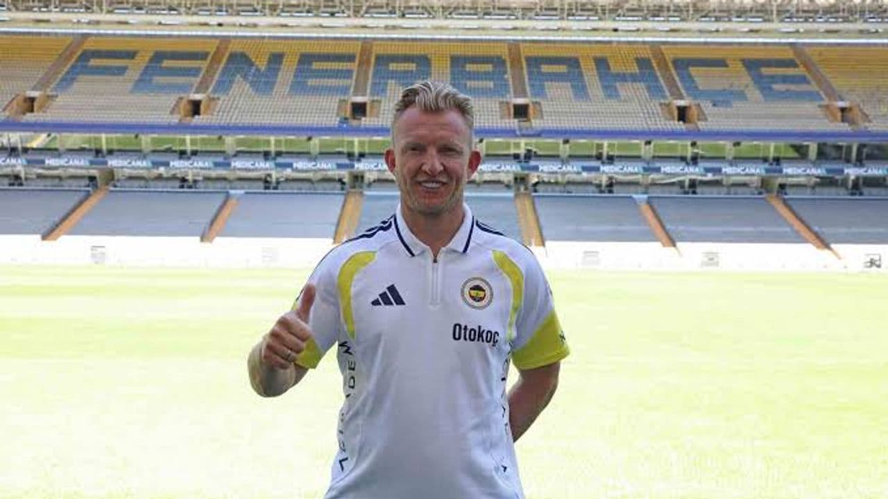 Fenerbahçe milli kadro arasına kadar Dirk Kuyt’a emanet