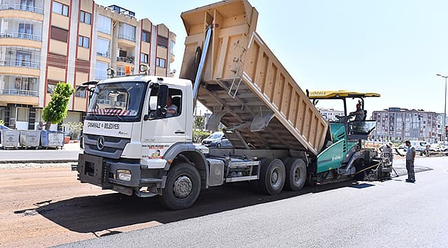 Troya Caddesi’nde Üstyapı Yenileme Çalışmaları Kesintisiz Devam Ediyor
