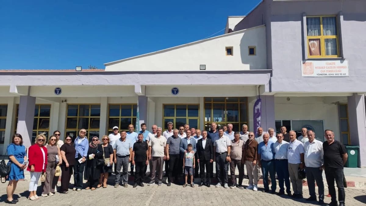 İYİ Parti Çan’da Sahaya İndi: İlçenin Nabzını Yerinde Tuttu haberi