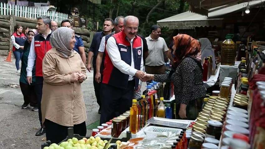 Vali Ömer Toraman Ayazma'da İncelemelerde Bulundu: 50 Bin Kırmızı Benekli Alabalık Dereyle Buluştu