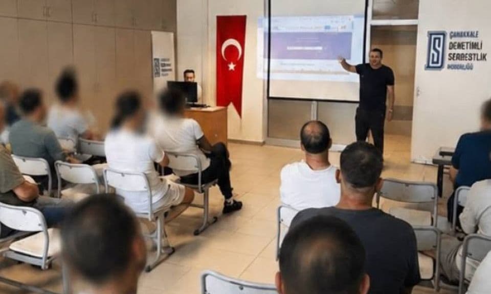 Çanakkale'de Yükümlülere Mesleki Yönlendirme ve İş Bulma Stratejileri Semineri Düzenlendi