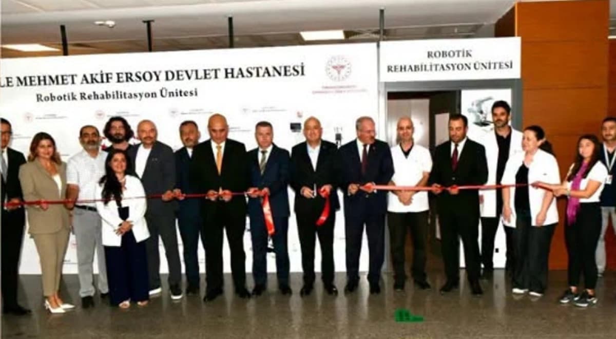 Mehmet Akif Ersoy Devlet Hastanesi’nde Robotik Dönem haberi