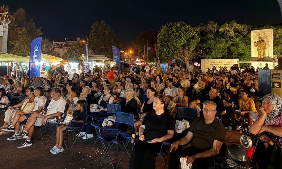 Bozcaada'da Sinema Keyfi