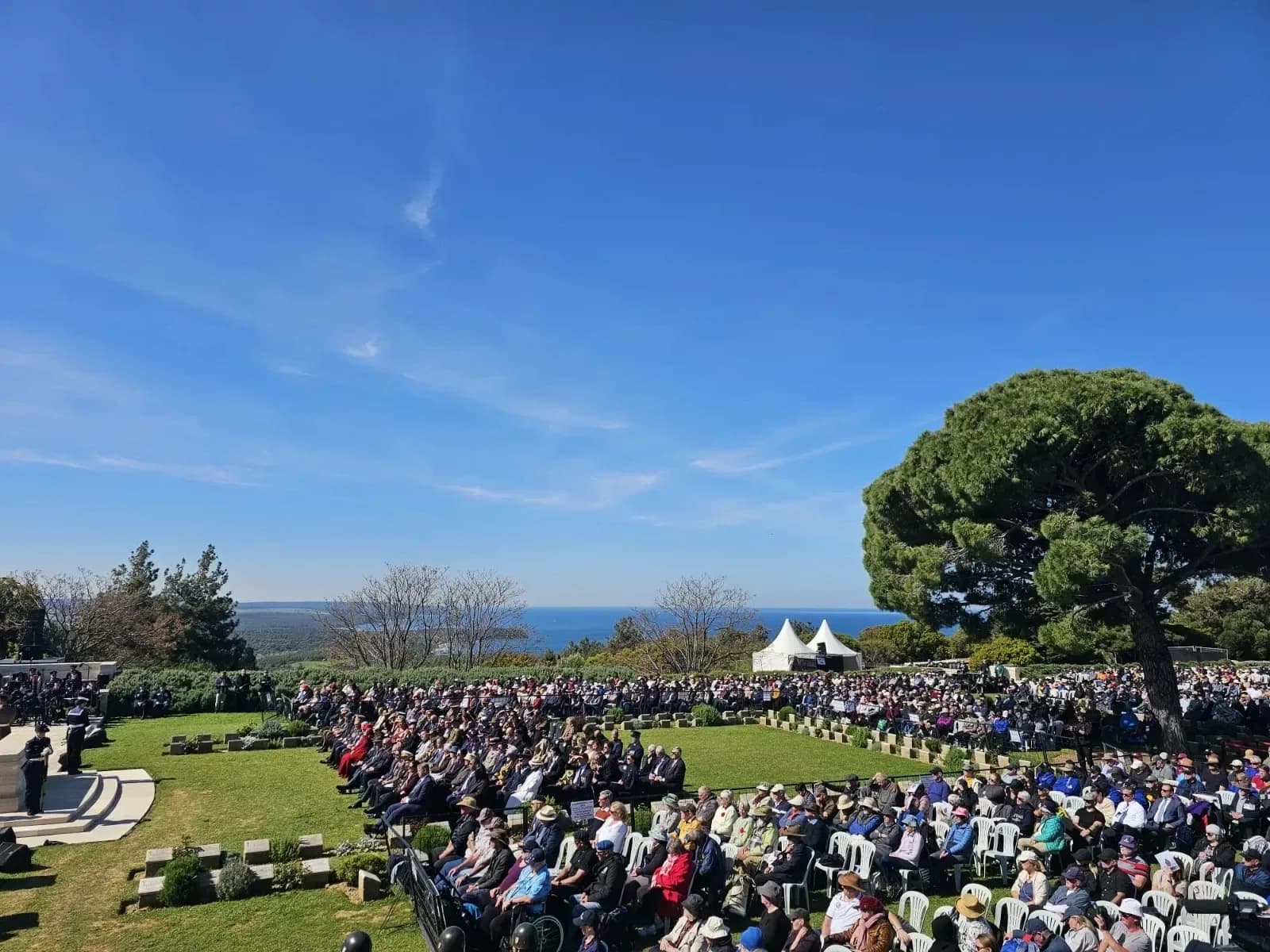 Çanakkale Kara Savaşları'nın 111'inci Yılı 'Yalnız Çam'da Anıldı