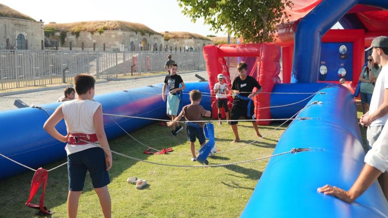 Çanakkale Kültür Yolu Festivali’nin ikinci gününde sanat ve eğlence bir arada