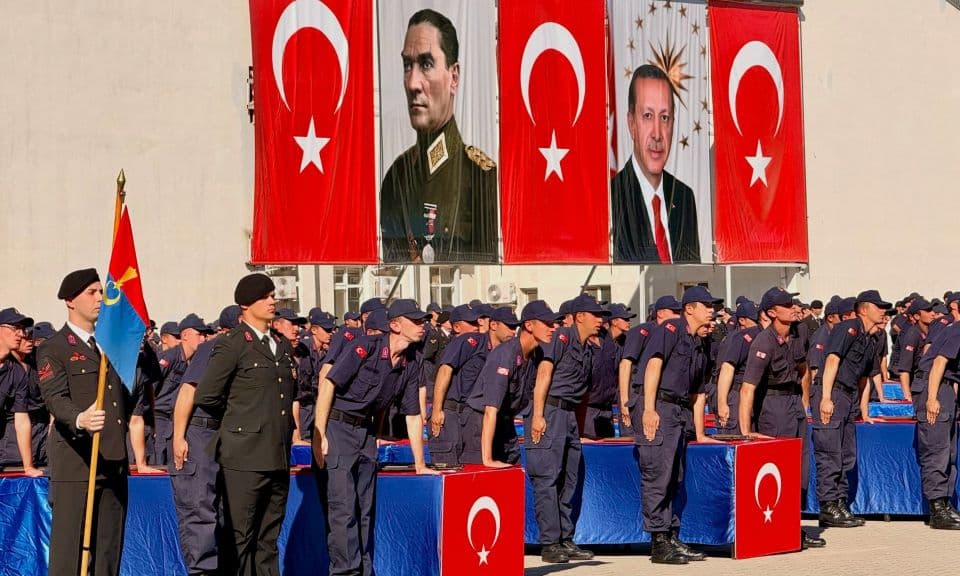 Ezine 3. Jandarma Eğitim Tabur Komutanlığı’nda Gerçekleşen Yemin Töreni Çanakkale Halkını da Gururlandırdı