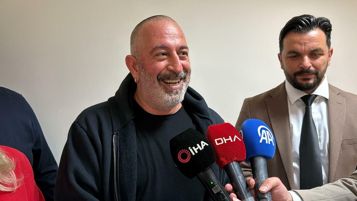 Cem Yılmaz, 40 gün önceki kalp krizi sonrası kontrolde güzel sintigrafi sonucu aldı