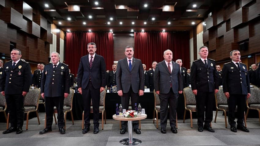 Bakan Çiftçi'den Emniyete 5 Kritik Talimat: İlk 30 Günde Risk Haritası Çıkacak!