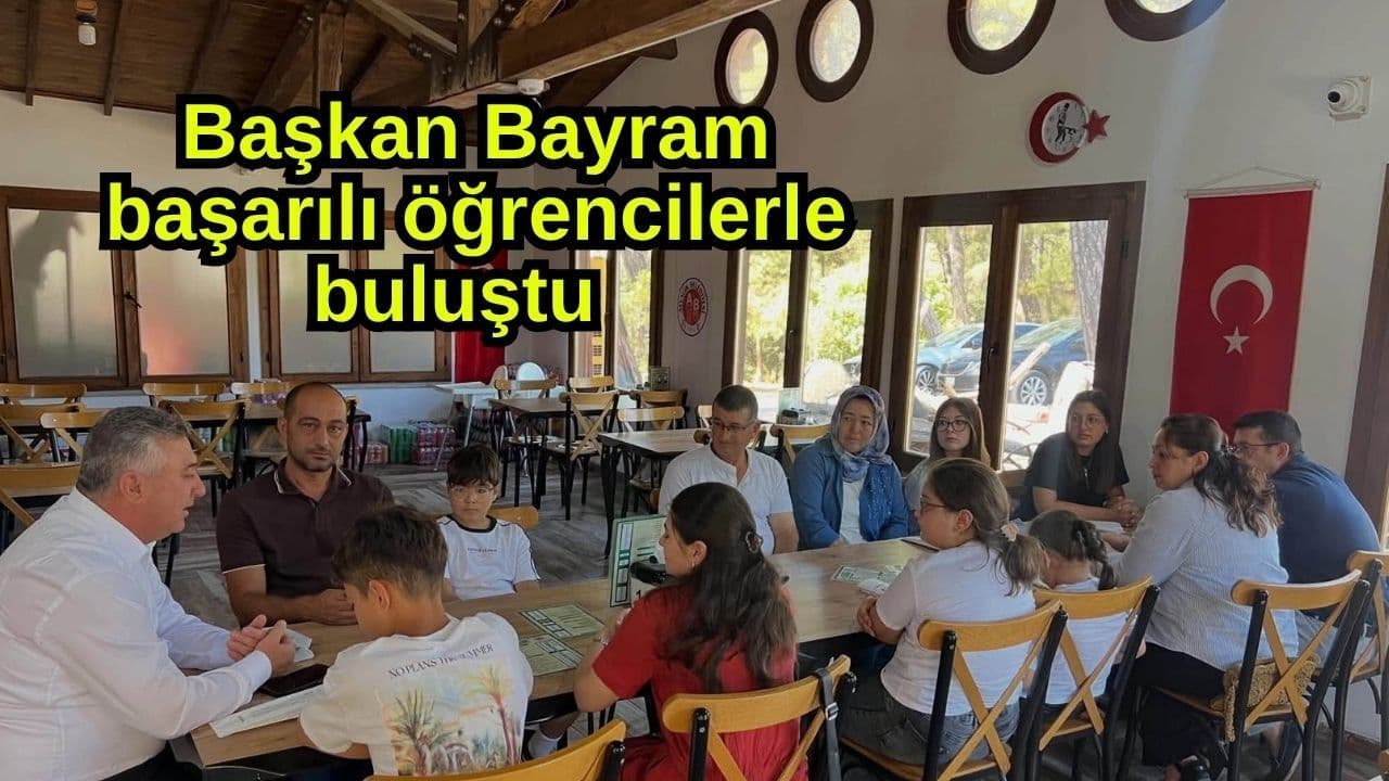 Başkan Bayram verimli talebelerle bir araya geldi