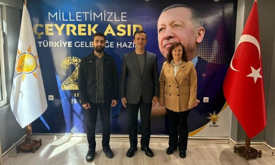 AK Parti Biga’da Kadın ve Gençlik Kollarında Yeni Dönem Başladı