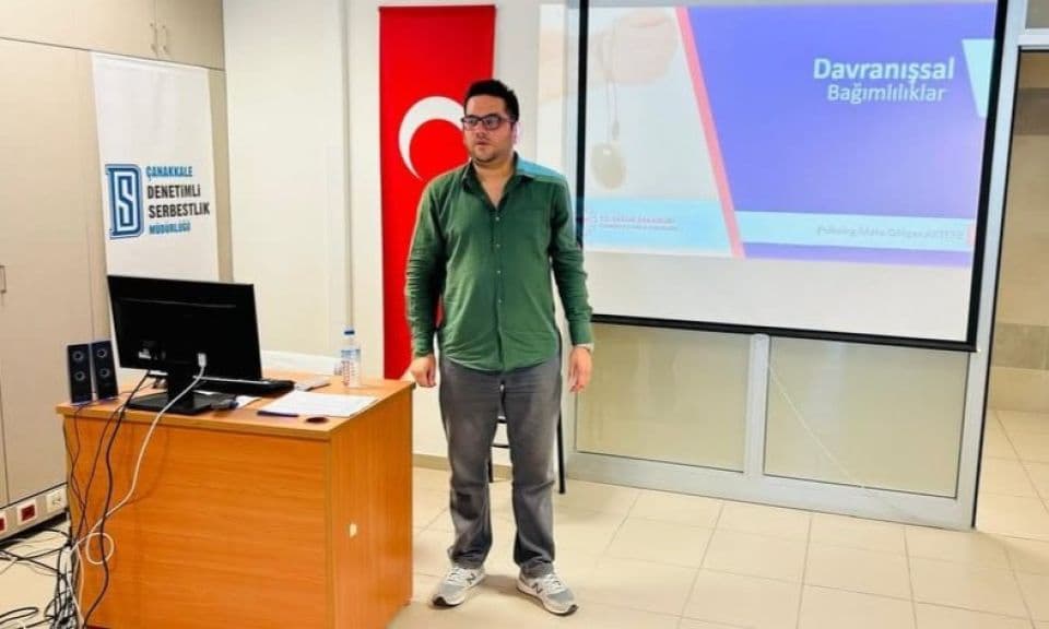 Çanakkale'de Davranışsal Bağımlılık Semineri Gerçekleştirildi