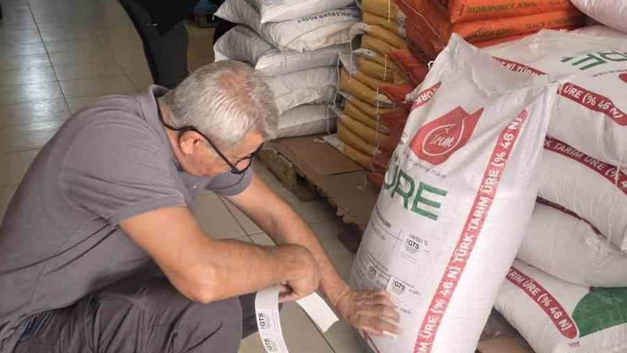 Çanakkale'de Gübre İzlenebilirliği DNA Barkod ve Bandrol Denetlendi