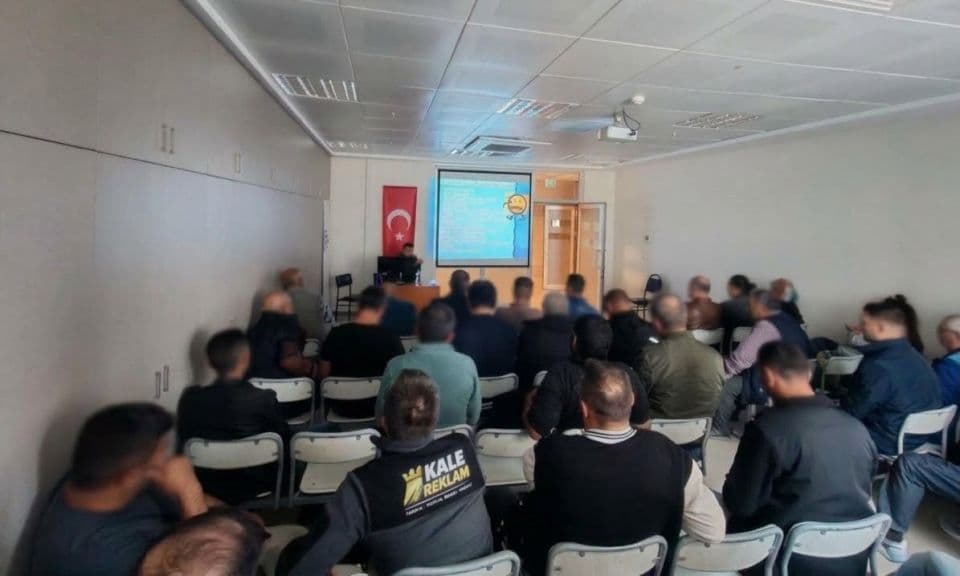 Çanakkale’de Ebeveyn Tutumları ve Olumlu Disiplin Semineri