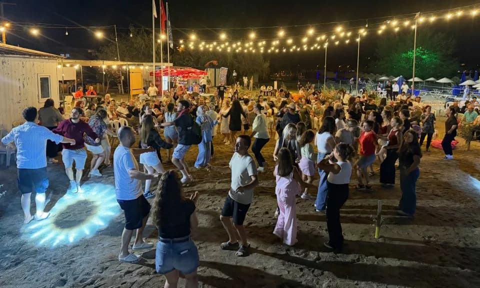Lapseki Şeftali Festivali Coşkusu Sahile Taştı