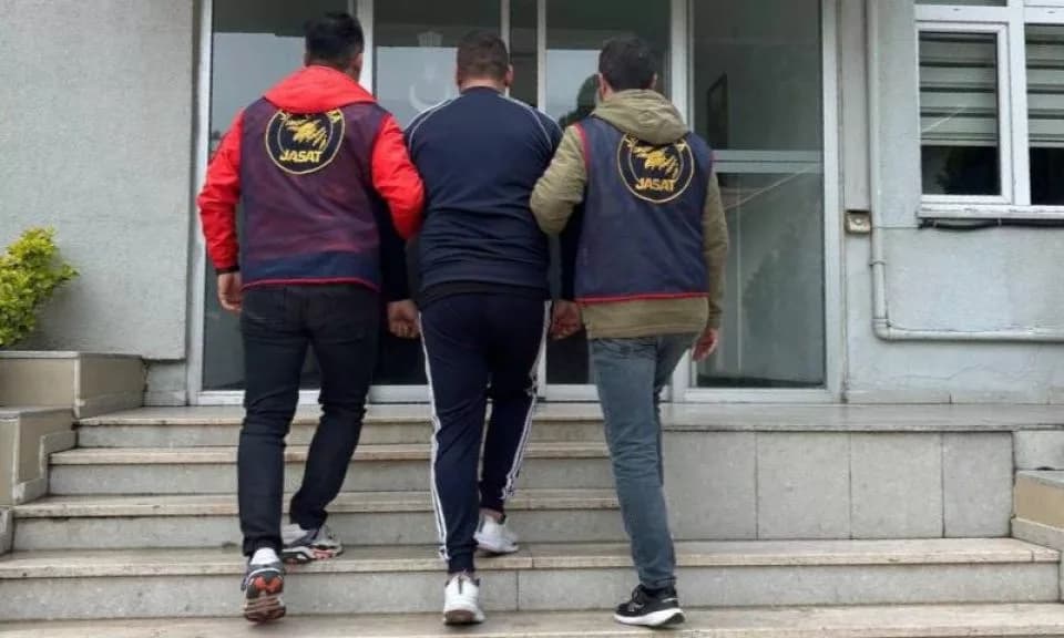 Çanakkale'de JASAT Operasyonlarıyla Aranan 11 Kişi Tutuklandı