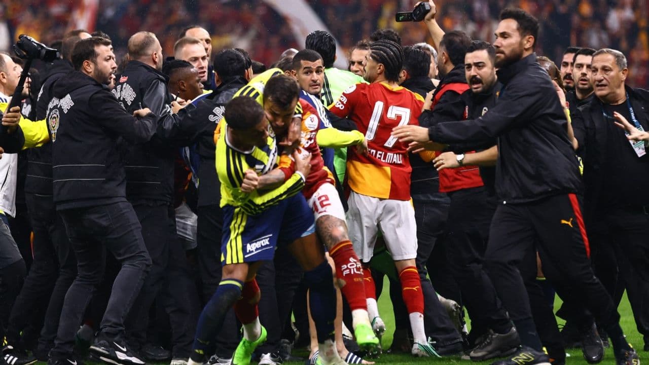TFF'den derbi sonrası ağır fatura!