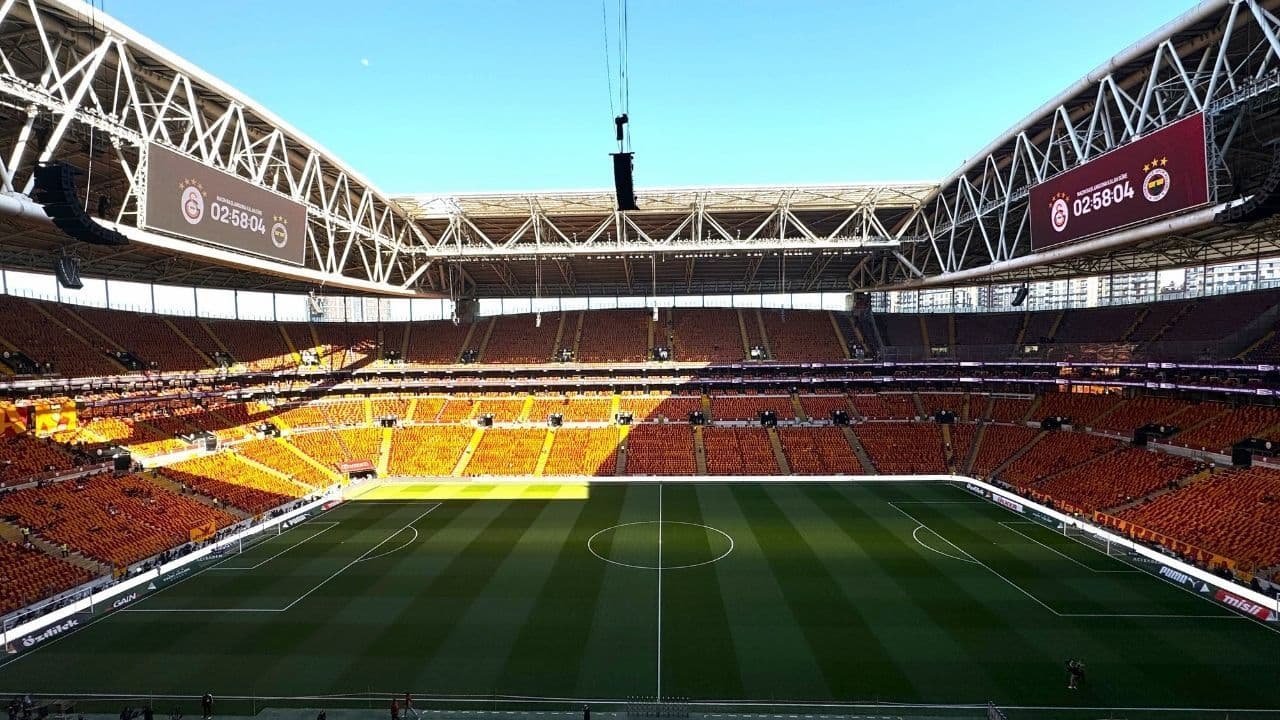 RAMS Park'ta 18. Galatasaray – Fenerbahçe Derbisi Çanakkale'de Heyecanla Bekleniyor