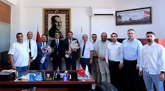 ÇAN UYGULAMALI BİLİMLER FAKÜLTESİNDE DEKANLIK DEVİR TESLİM TÖRENİ GERÇEKLEŞTİRİLDİ