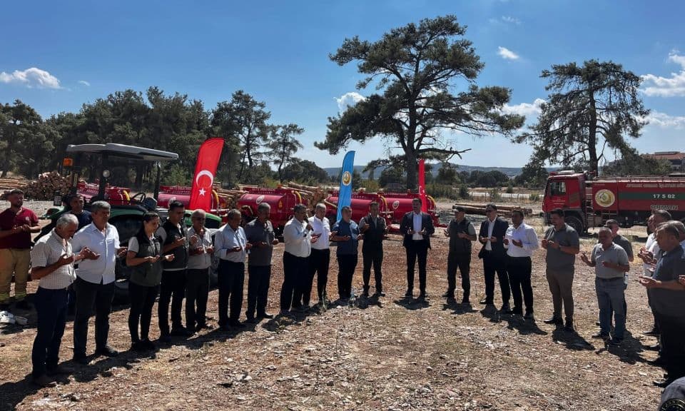 Ayvacık Köylerine Yangın Söndürme Tankerleri Teslim Edildi