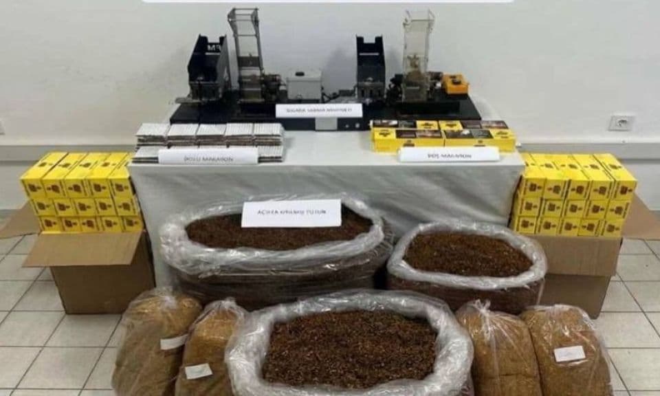Çanakkale'de Kaçak Sigara ve Kazı Operasyonu: Gelibolu ve Biga'da Ele Geçirilen Malzemeler