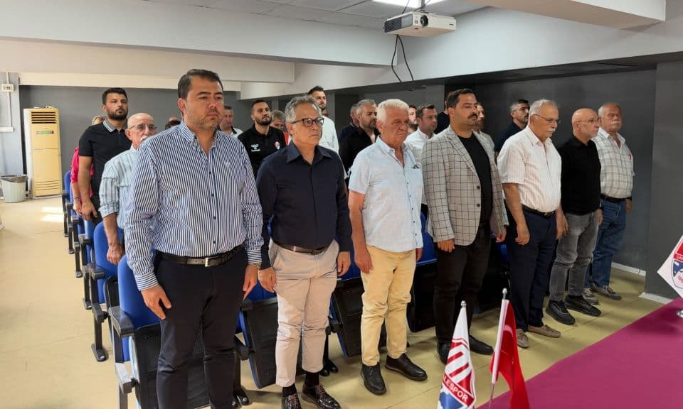 Çanakkalespor 3. Lig yolunda güç depoladı