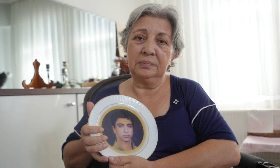 Depremde Oğlunu Kaybeden Anne 4 Yıl Aradı, Sonunda Mezarını Buldu