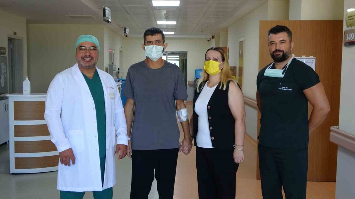 Çanakkale'de Ağrı Kesici Kullanımının Sonuçları: Böbrek Yetmezliği ve Nakil Hikayesi