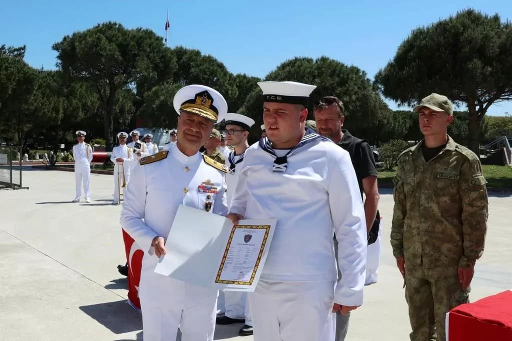 Çanakkale'de Engelli Gençler Askerlik Heyecanını Yaşadı