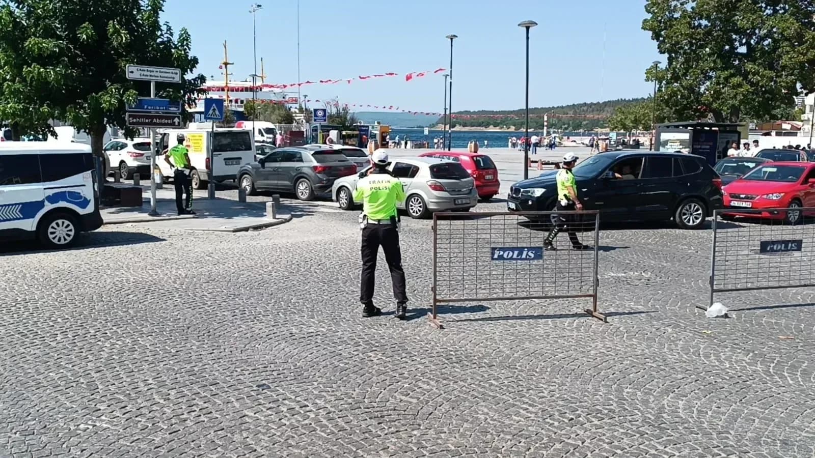 Sürücülerin Feribot Tercihi Yoğunluğa Yol Açtı