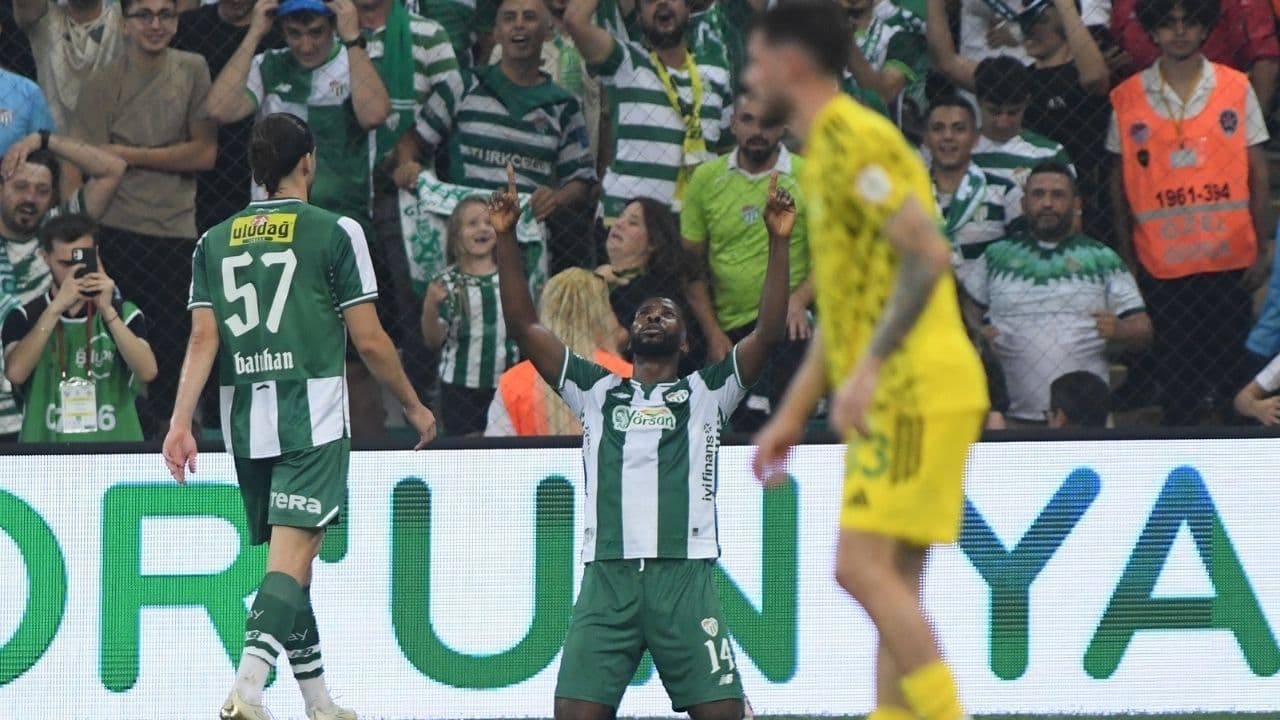 Bursaspor'da Tarihi Gol Rekoru: Kelechi Iheanacho 10 Maçta Gol Attı
