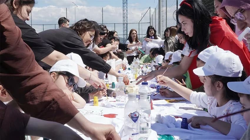 ÇOMÜ Öğrencileri 'Birlikte Engel Yok' Projesiyle Kalplere Dokundu