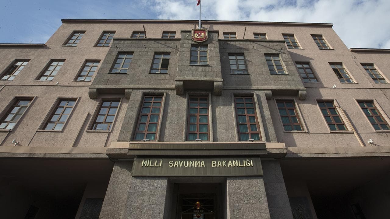 MSB'den 98 kalıcı işçi alımı: Başvurular Çanakkale'de başladı, yaş ve kadro detayları açıklandı